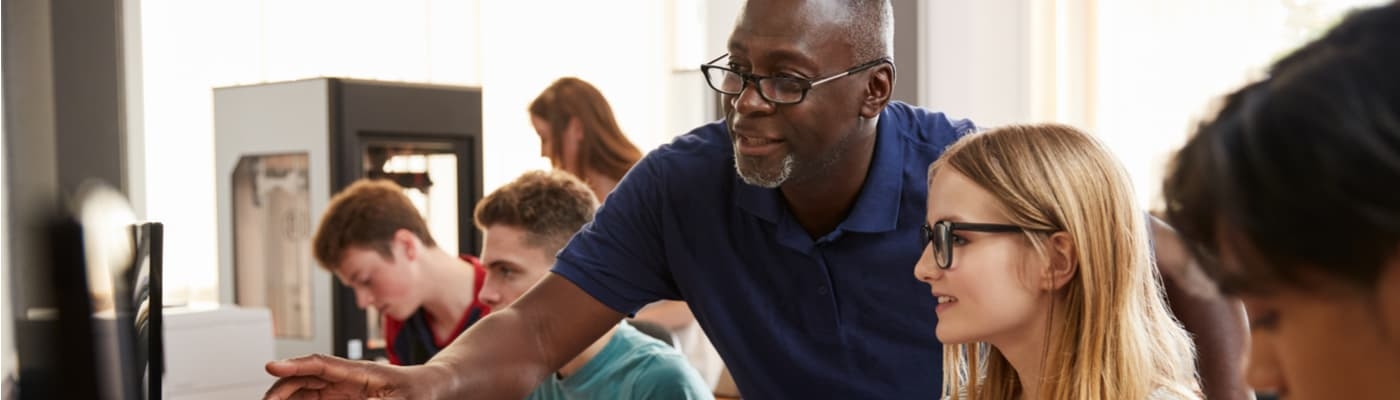 Comprendre le rôle du professeur référent
